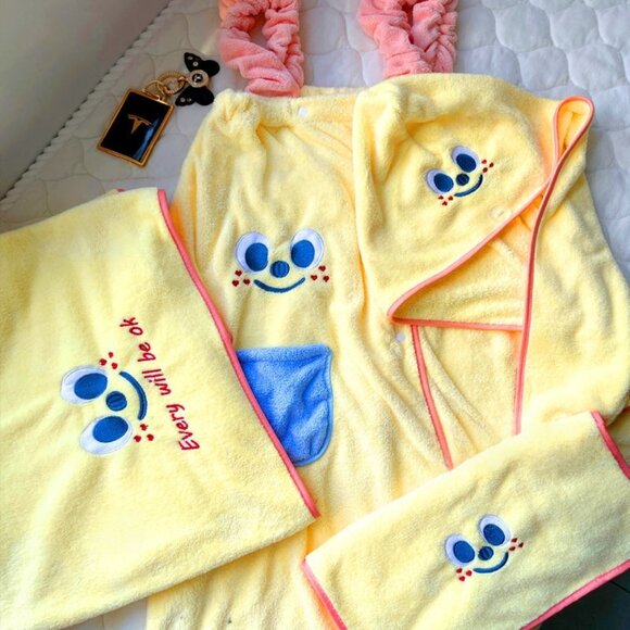 4 Pcs Cartoon Coral Fleece Bath Towel Set,Wearable Bath Towel - Picture 4 of 11